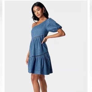 Bebe ONE SHOULDER ASYMMETRIC A LINE DENIM DRESS